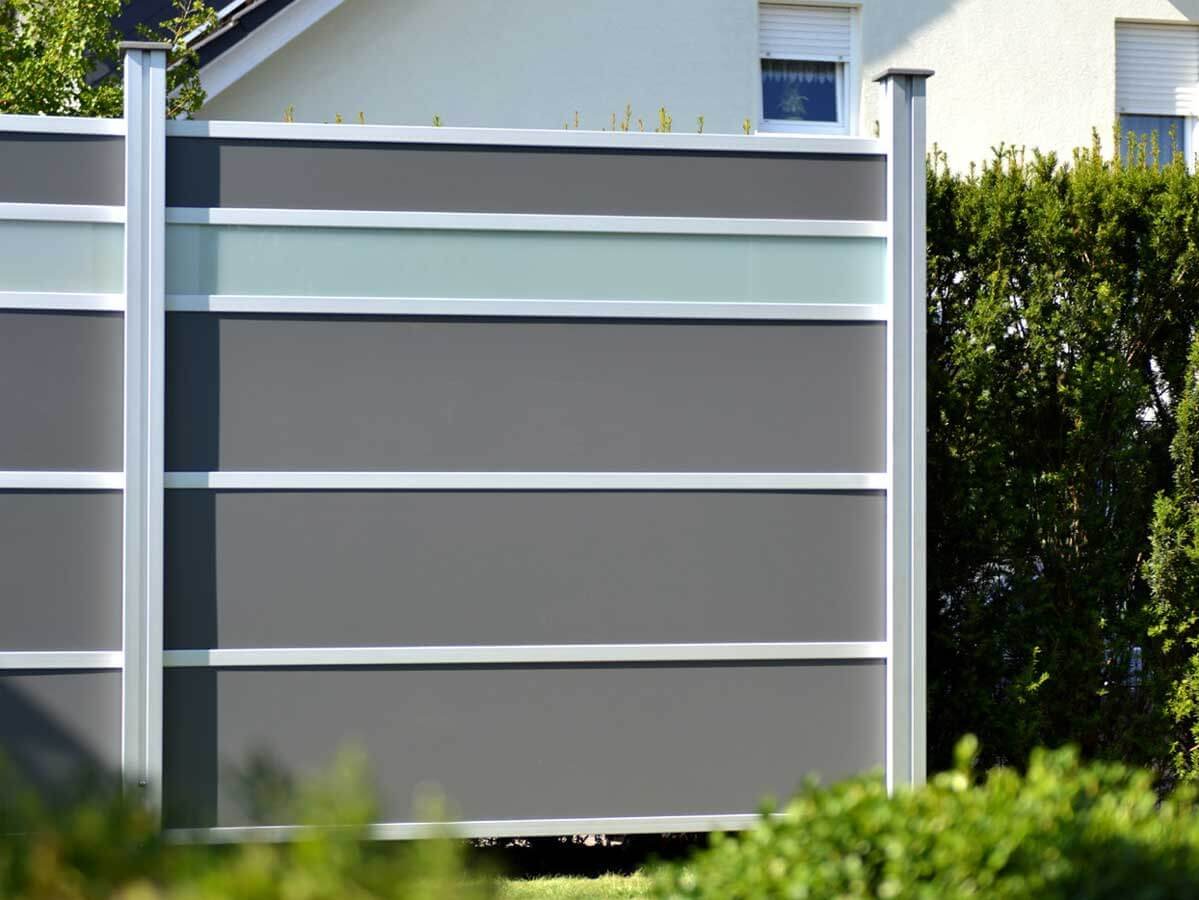 Zäune aus HPL - pflegeleicht und elegant