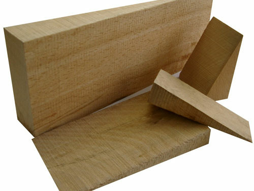 Hartholzkeile und Hartholzklötze