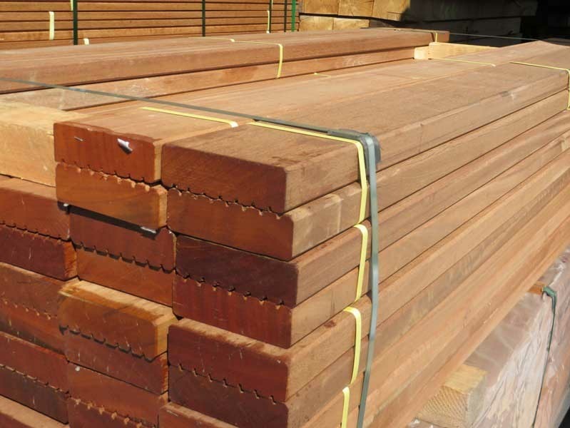 Terrassendielen aus Bangkirai